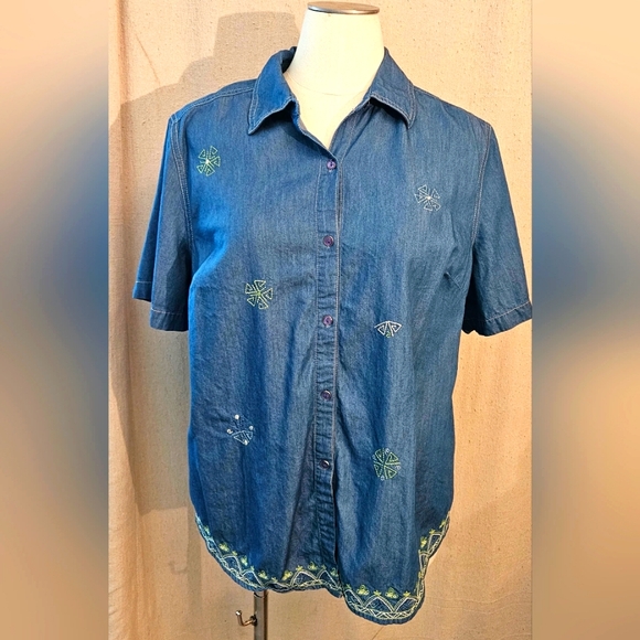 City Blues by Koret Tops - City Blues Women's Denim Shirt Size 2X